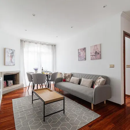 Deluxe By Princesa Con Parking Apartman