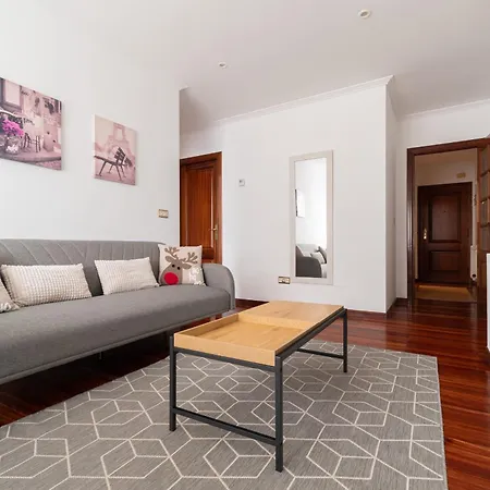 Deluxe By Princesa Con Parking Apartman